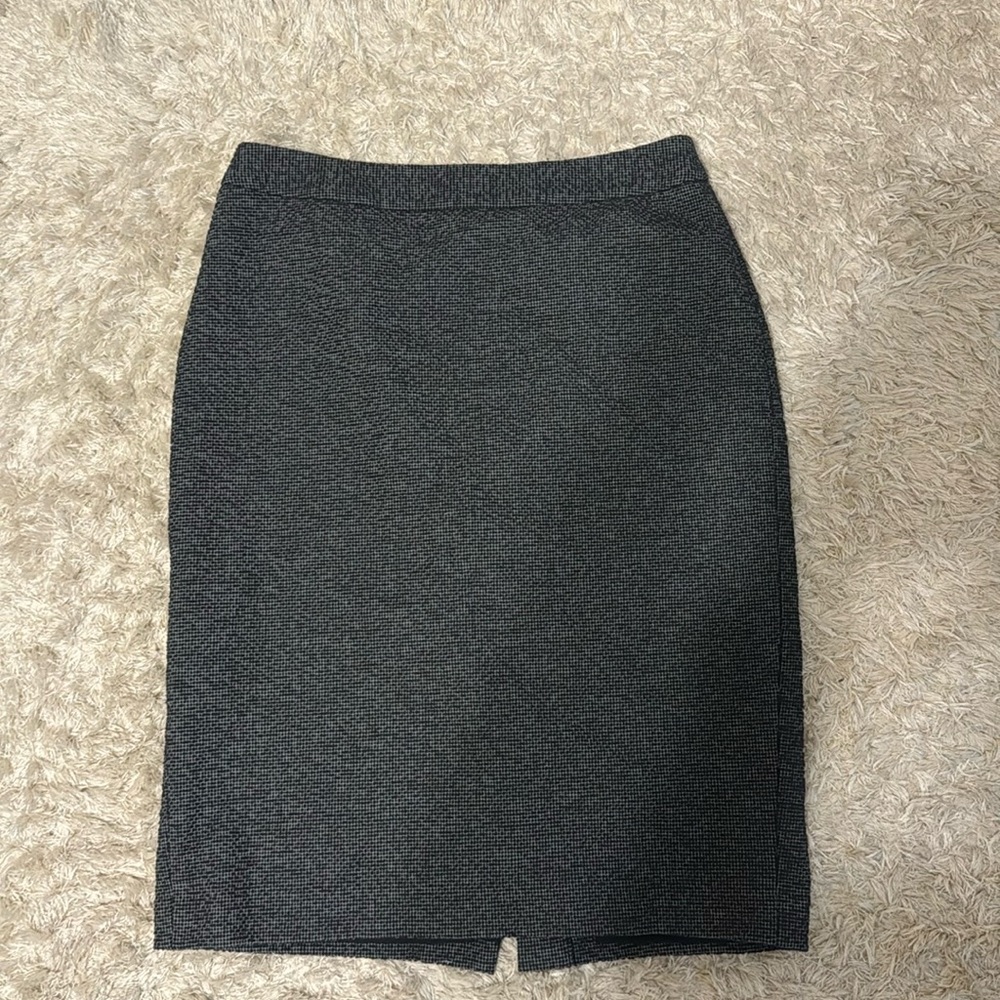 Ann Taylor business skirt size 6